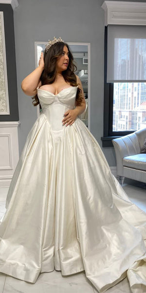 A-line Plus Size Satin Simple Modest Garden Beach Dream Vintage Long Wedding Dresses WD556