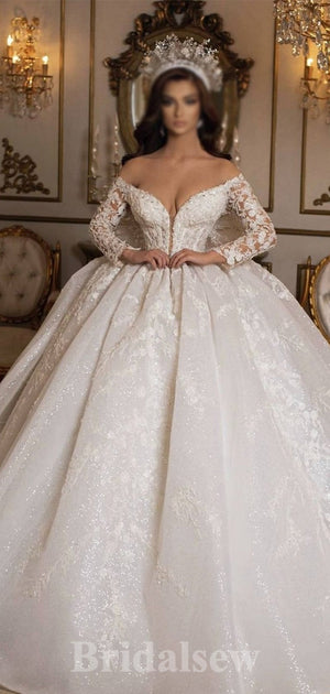 A-line Lace Princess Gorgeous Vintage Long Sleeves Beach Long Wedding Dresses, Bridal Gown WD521